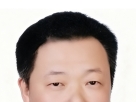 平凡中见精神一孔軍(维)